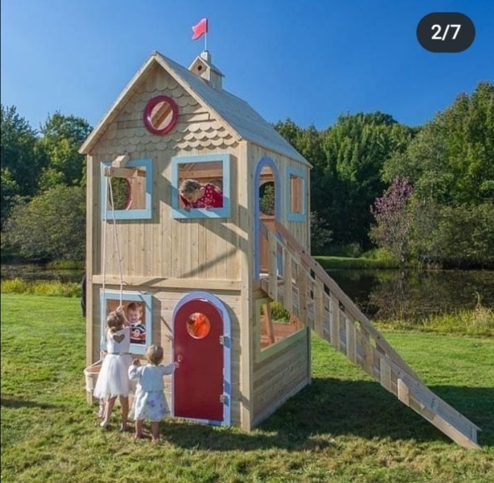 Замок принцессы и храброго рыцаря.