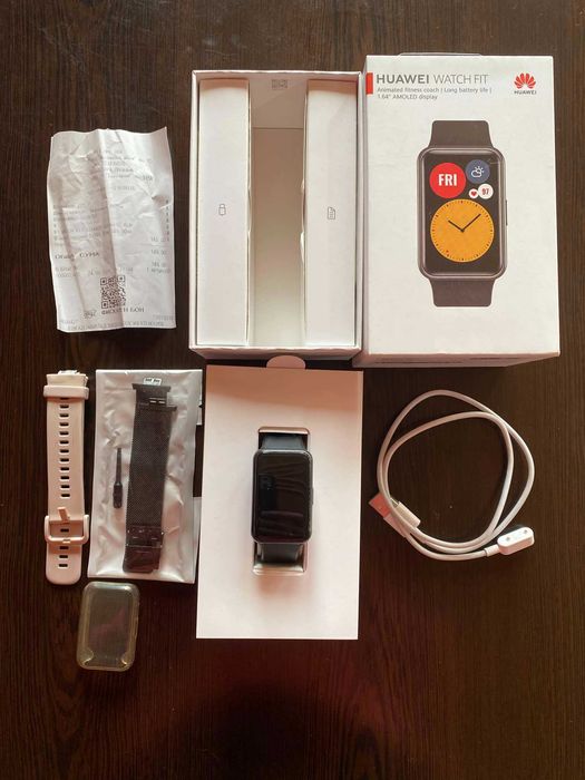 Часовник HUAWEI watch fit black / черен