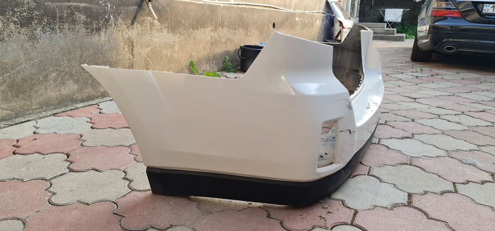 Задний бампер Subaru outback BR