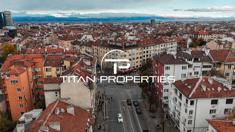 Дава се под наем Тристаен апартамент в София, Център - 200 кв.м за 2000 € - Снимка #23