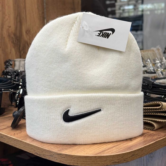 Шапки Nike, бини найк