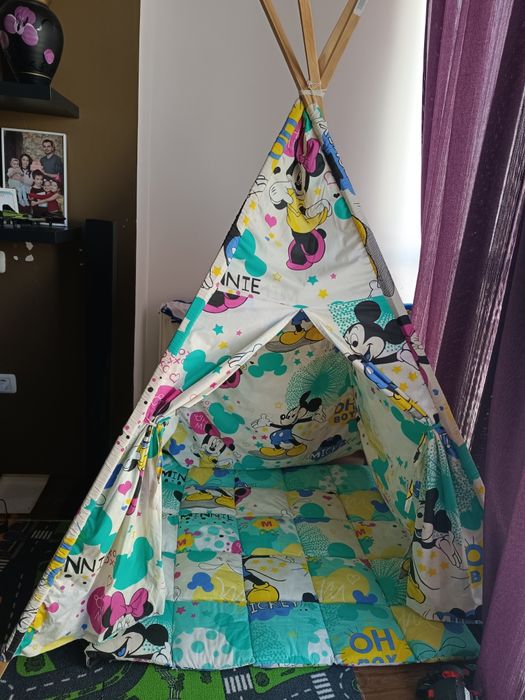 Cort teepee cu mickey si minnie