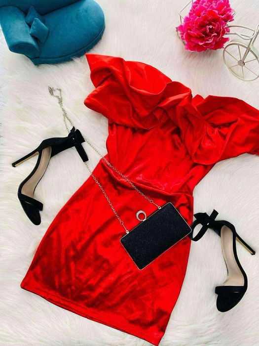 Vând geaca  și alte articole damă s