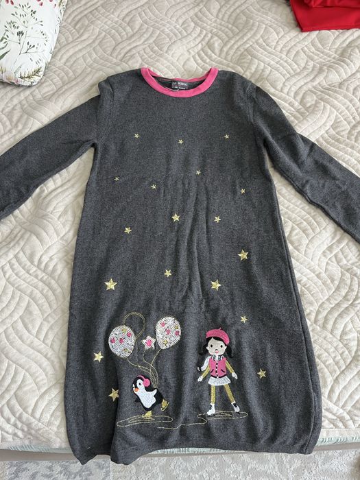 Продай платья для девочки 10-11 лет