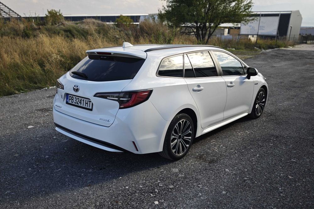 Toyota Corolla Touring Sport, 1.8 Hybrid, ГАРАНЦИОННА