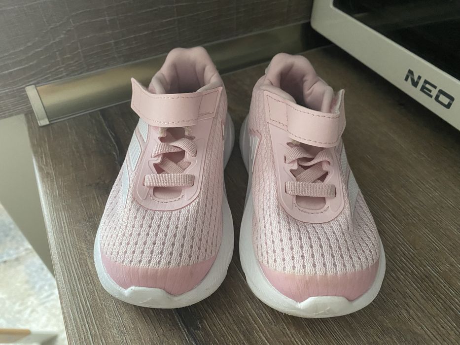 Adidas маратонки за момиче