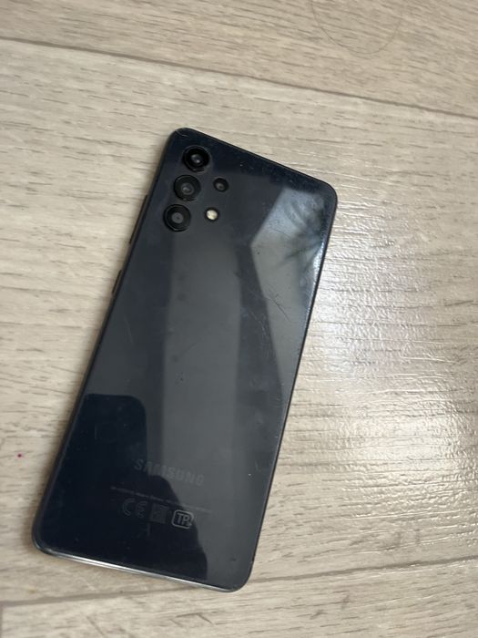 Samsung A7 и А32
