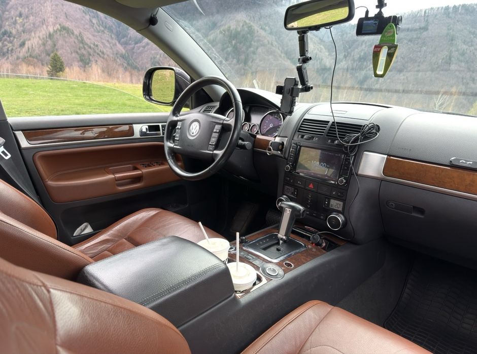 Vand Touareg 7L Faruri Adaptive , Perne