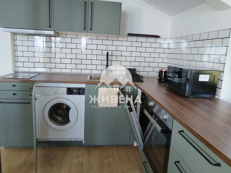 Дава се под наем Четиристаен апартамент в к.к. Св.Св. Константин и Елена - 105 кв.м за 900 € - Снимка #3