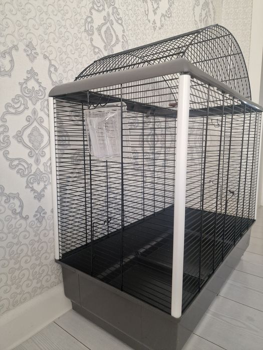Большая клетка для попугай, птиц