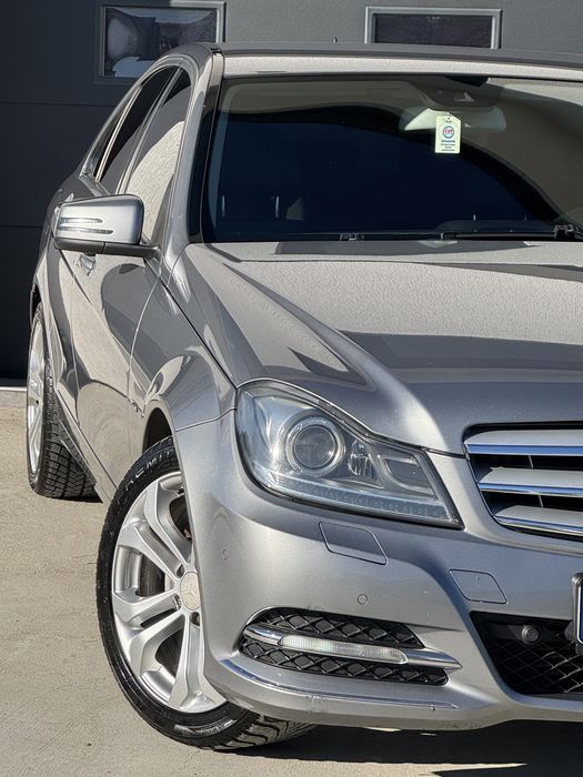 Mercedes benz  avantgarde / c classe /c200 cdi/ w204/