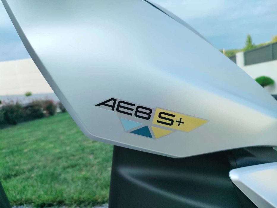 Scuter CFMOTO Zeeho AE8S+ foarte Ingrijit