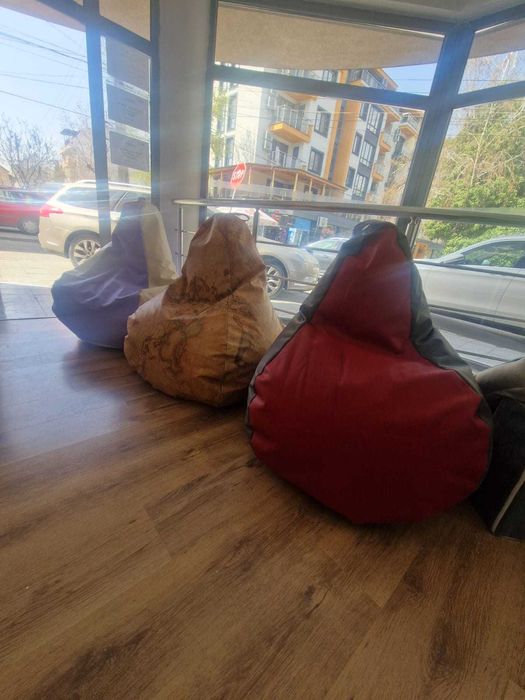 Барбарони / Пуф  от кожа