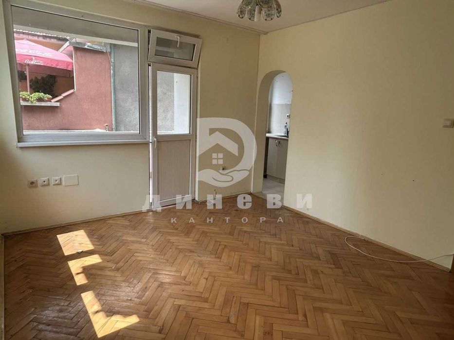 Продава се Тристаен апартамент в Стара Загора, Център - 90 кв.м за 1389 €/кв.м - Снимка #6