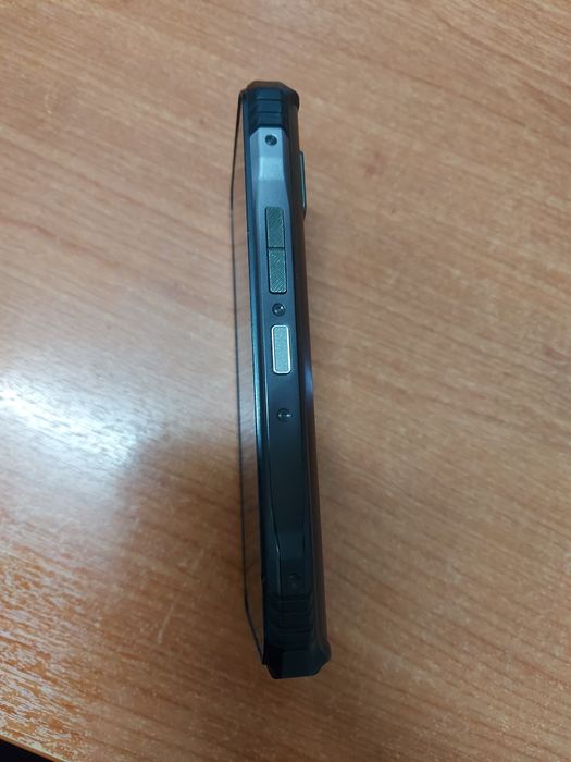 Продаван DOOGEE V30 T