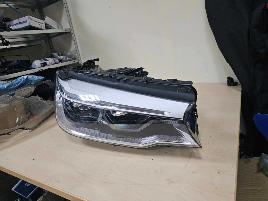 Американски Десен фар BMW 5 G30 G31 USA LED desen far бмв г