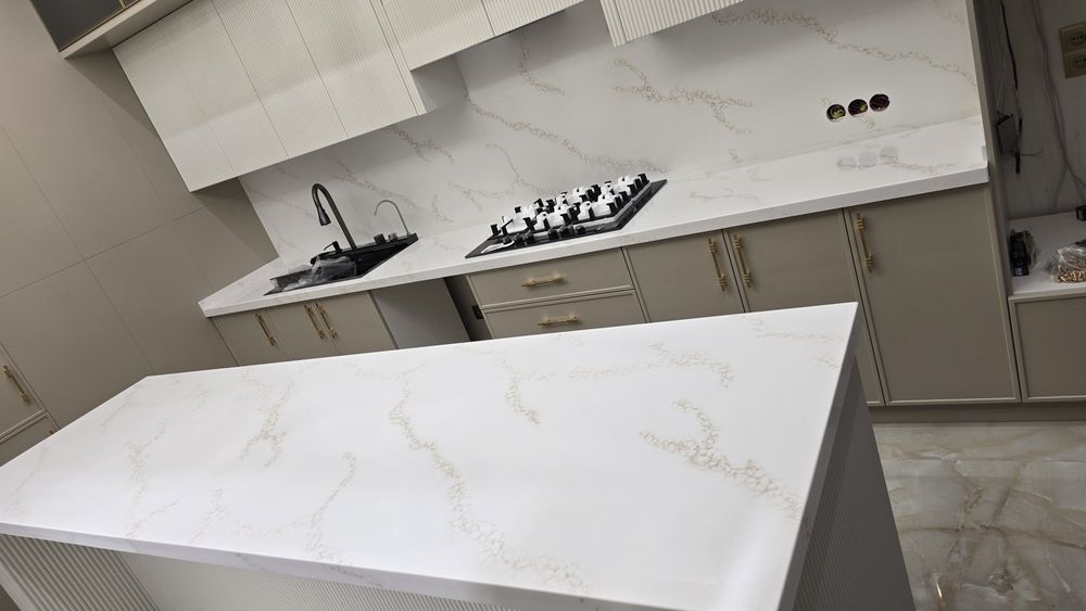 Изготовление изделий из кварцевого агломерата (КВАРЦЕВЫЙ КАМЕНЬ).