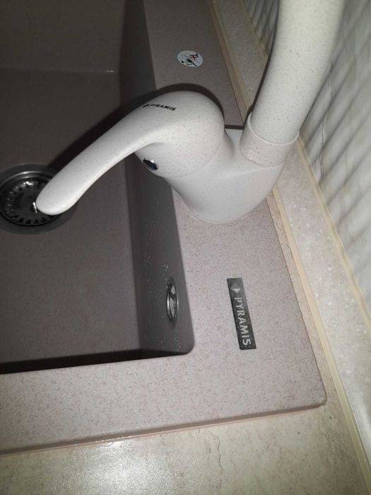 Продава се Тристаен апартамент в Русе, Родина 1 - 92 кв.м за 1595 €/кв.м - Снимка #5