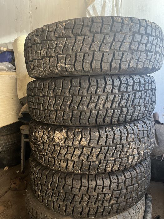 Продам шины  R15