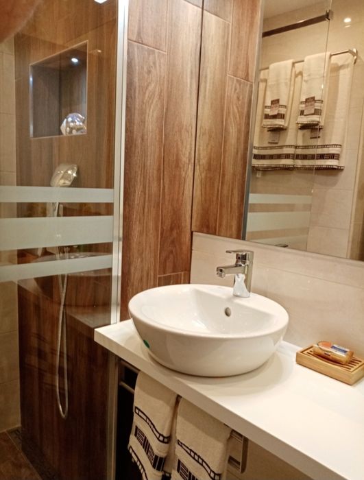 Дава се под наем Двустаен апартамент в София, Лозенец - 56 кв.м за 612 € - Снимка #13