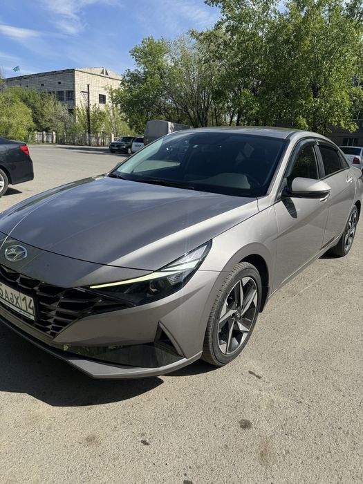 Hyundai Elantra 2021г.