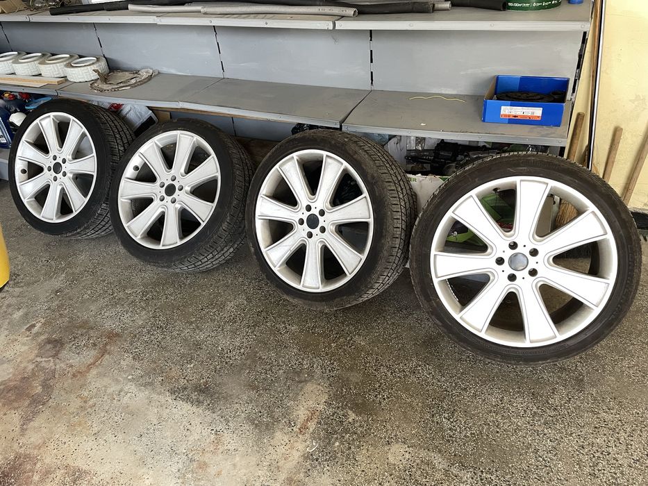 Гуми и джанти за BMW/RANGE ROVER