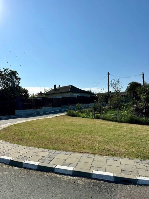 Unic în Delta Dunării! Teren premium, pe faleza lacului Murighiol