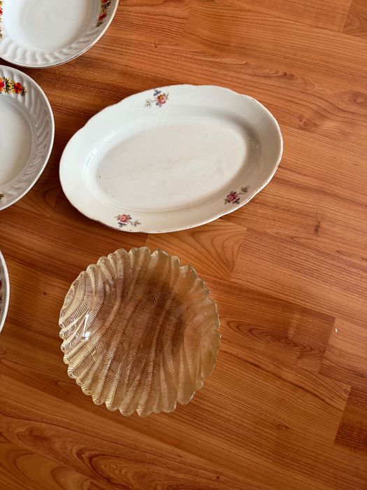 Порцеланови чинии - български