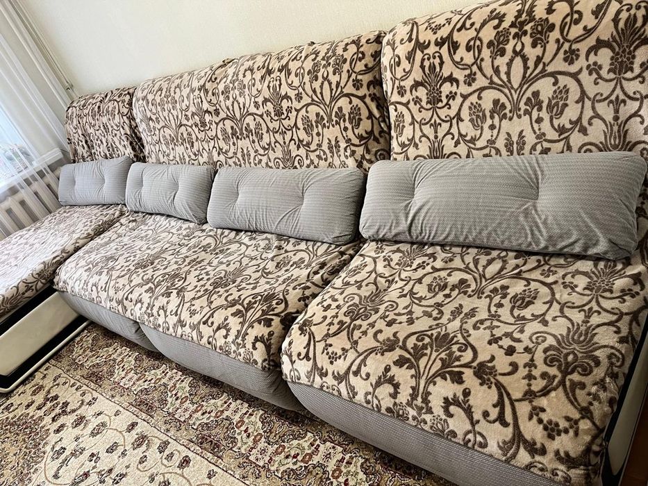 Продам диван в отличном состоянии