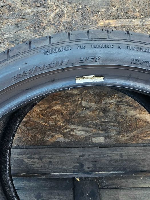 Anvelope in 2 marimi 275 35 19//245 40 19