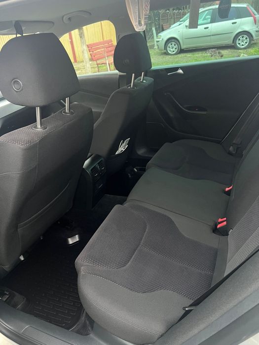 Vând VW Passat  B6