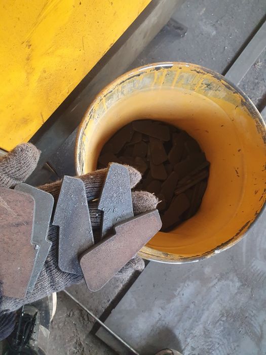 петушки для крепления рельс. крепление кранового пути