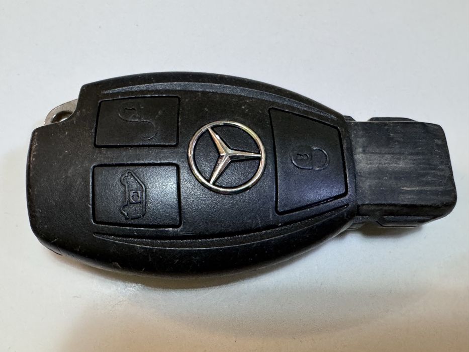 Ключ Mercede  за C/A E/ B/ класа оригинален с платка