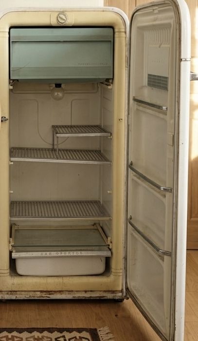 Продам холодильник Зил