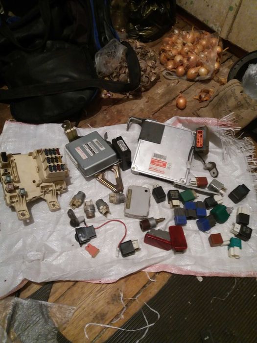 камри- 10 продам запчасти