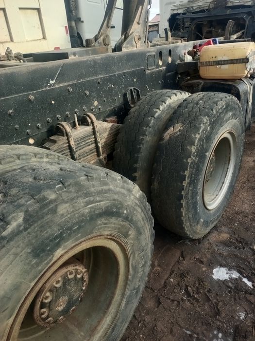 Продам самосвал самс .