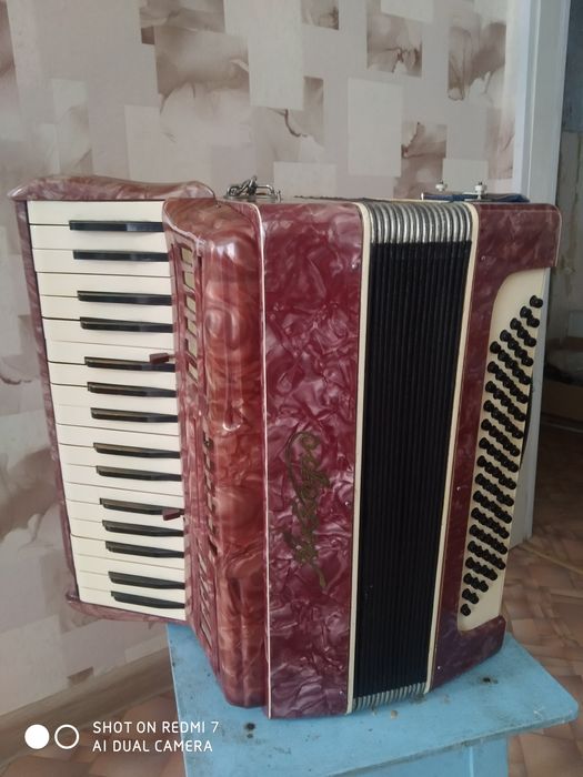 Продам аккордеон ,,Аккорд,,