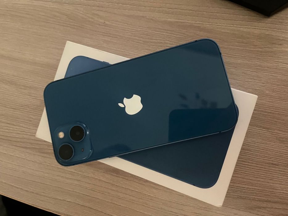 Продам Айфон/Iphone 13