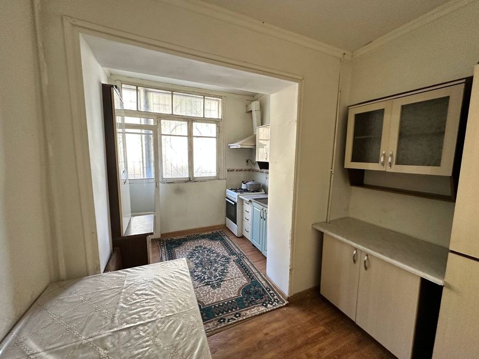 Яккасарйсий район ракат махалля 1 этаж 2х ком можно под офис