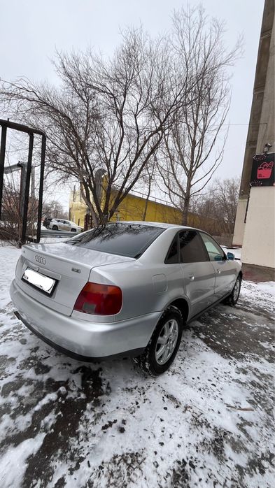 Ауди  автомат  А4  Б5