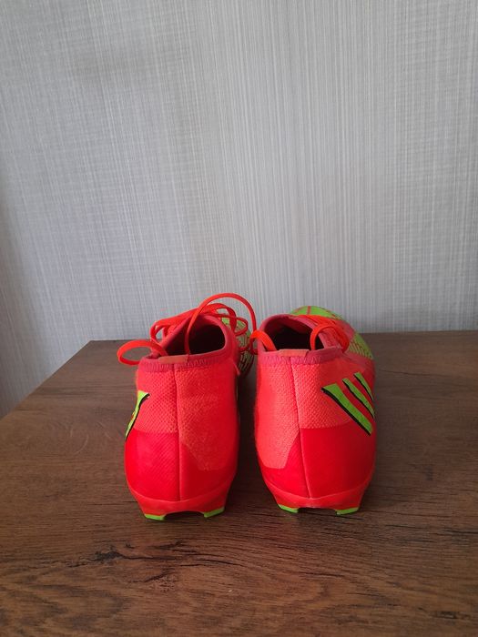 Adidas Predator 44 номер.