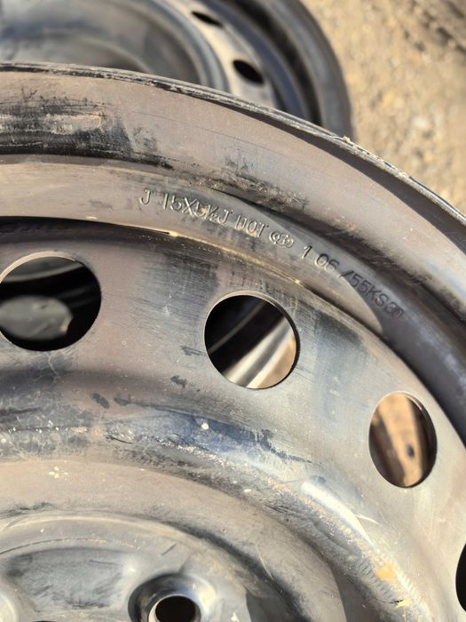 15 цола 4 х 100 мм Тойота / КИЯ / Хюндай / Мазда - 5,5 Инча / ЕТ 45