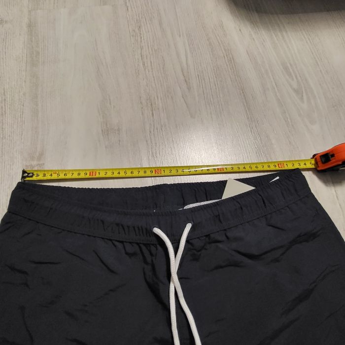 Pantaloni scurți pentru înot Champion, mărime L, noi,cu etichetă