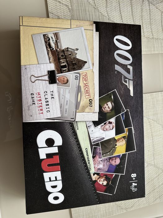 Настолна игра james bond 007