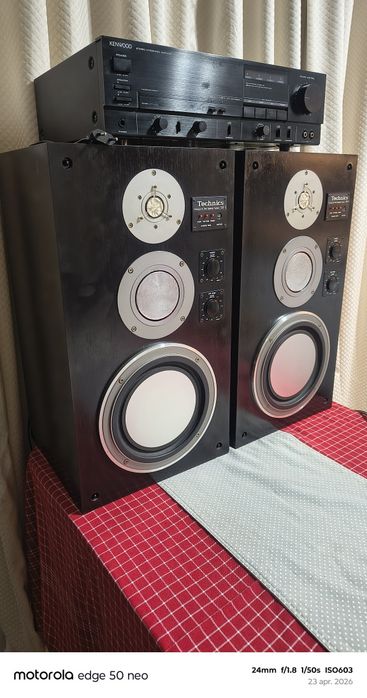 Boxe technics SB5 in stare impecabila de funcționare și estetică!