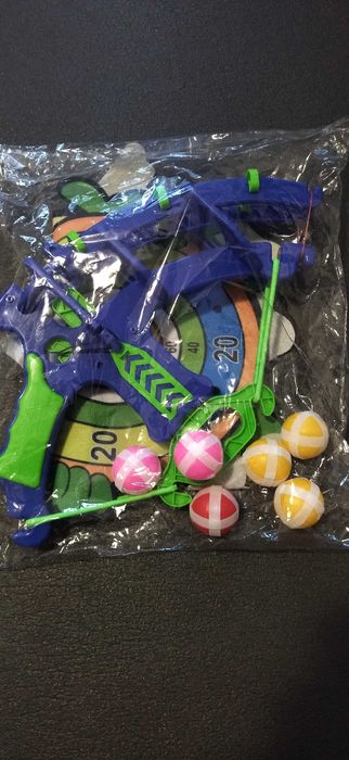 Мишена/дартс с лък с лепящи топчета детска игра