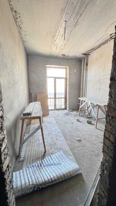 Urganchda Shovot kanalida 120m² yangi kvartira sotiladi