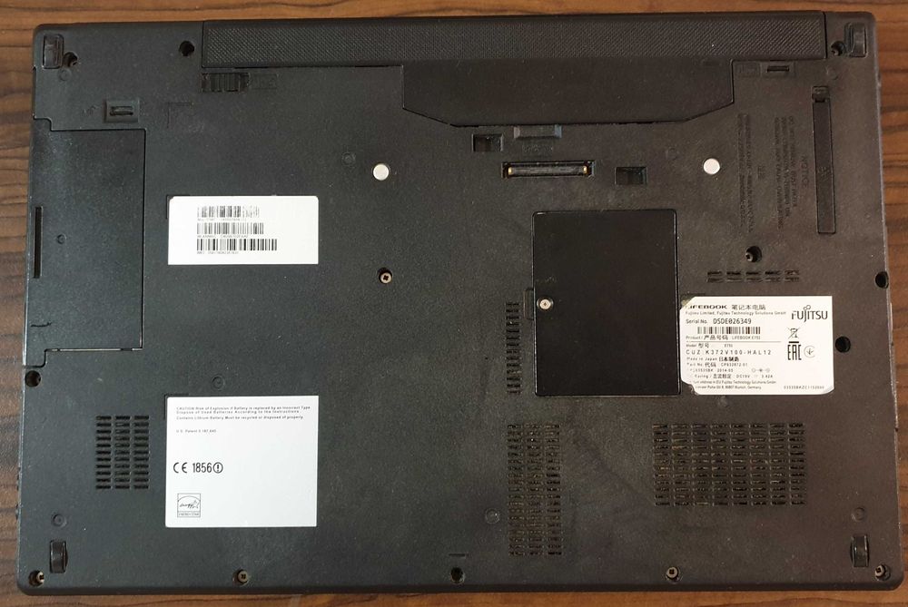 Fujitsu Lifebook E753 на части