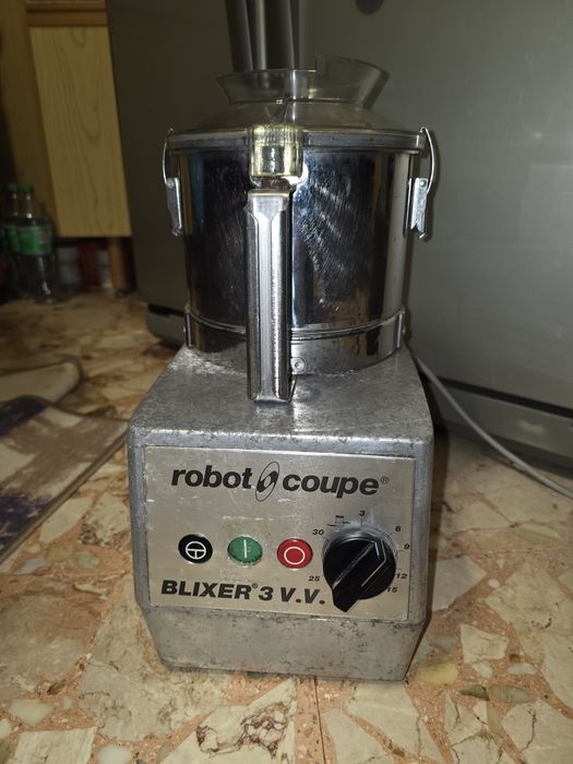Robot Coupe BLIXER 3 V.V functionante