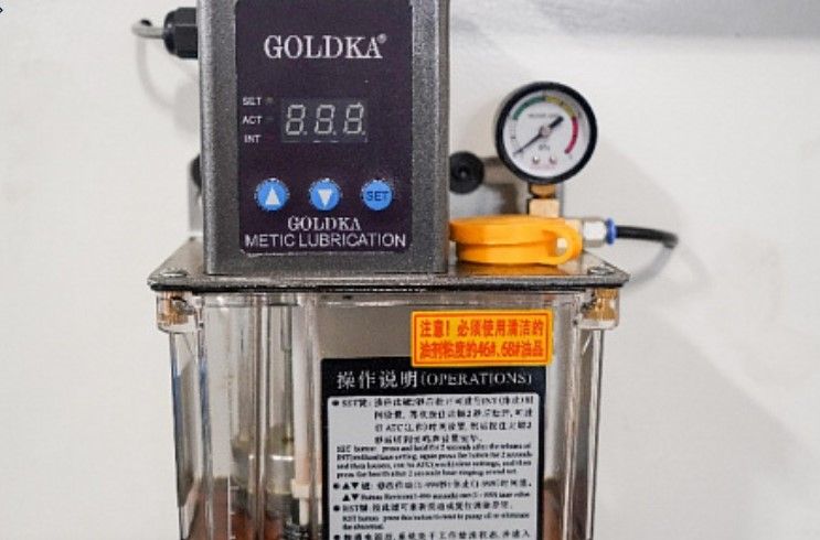 Фрезерный станок с ЧПУ JIYU CH1-12